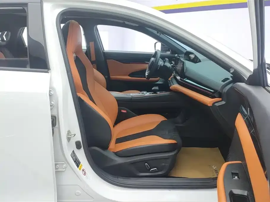 Changan UNI-V 2023 из CN, фото 10