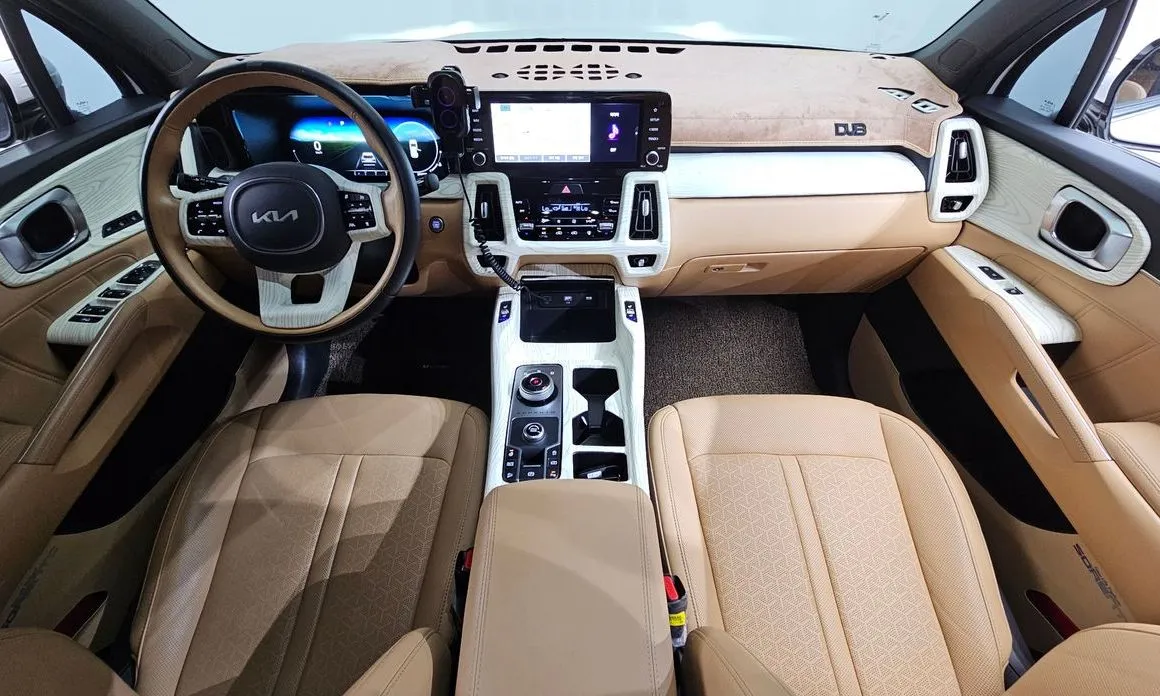 Kia Sorento — фото 10