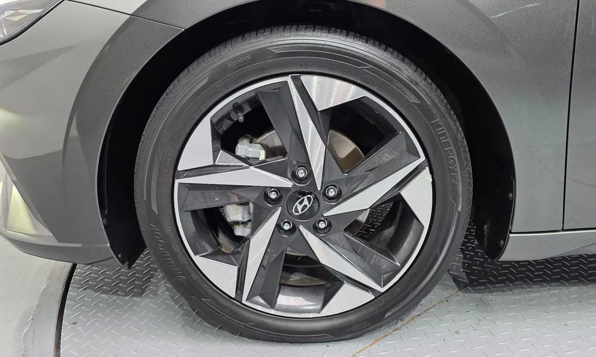 Hyundai AVANTE 2021 из KR, фото 8