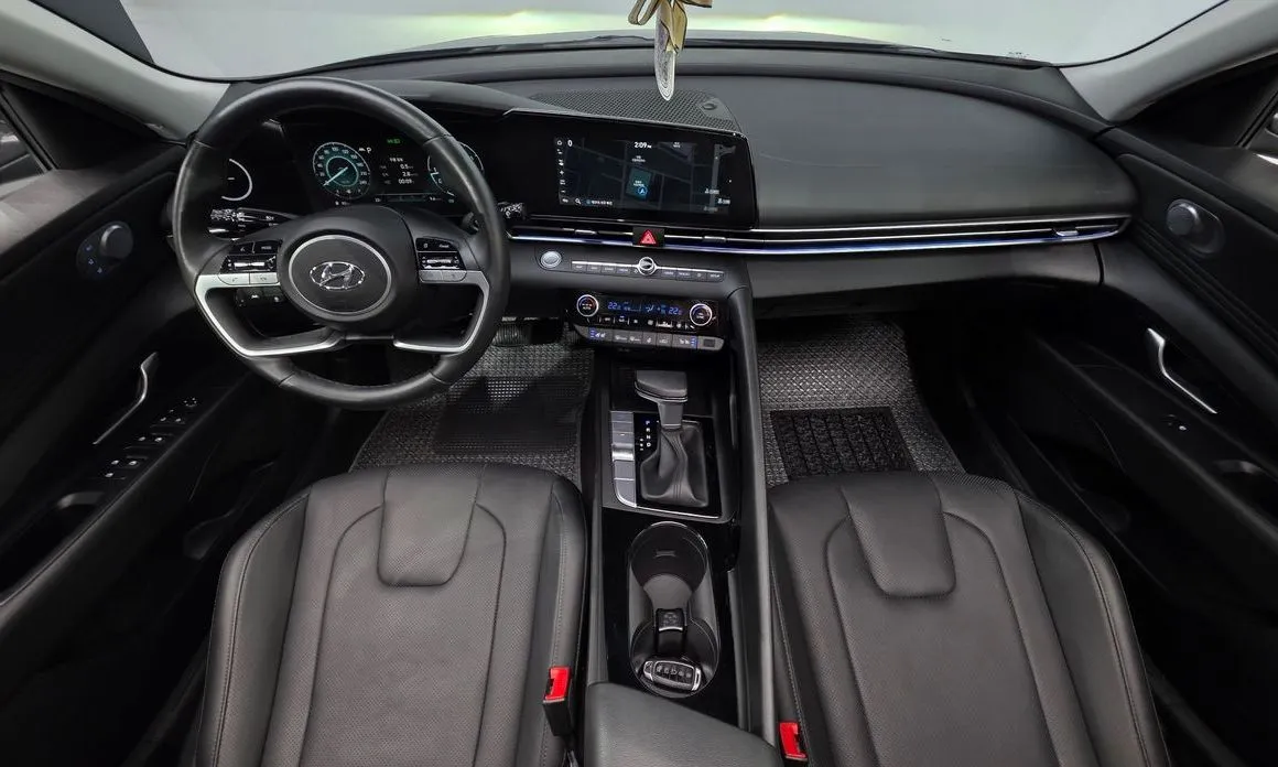 Hyundai AVANTE 2021 из KR, фото 6