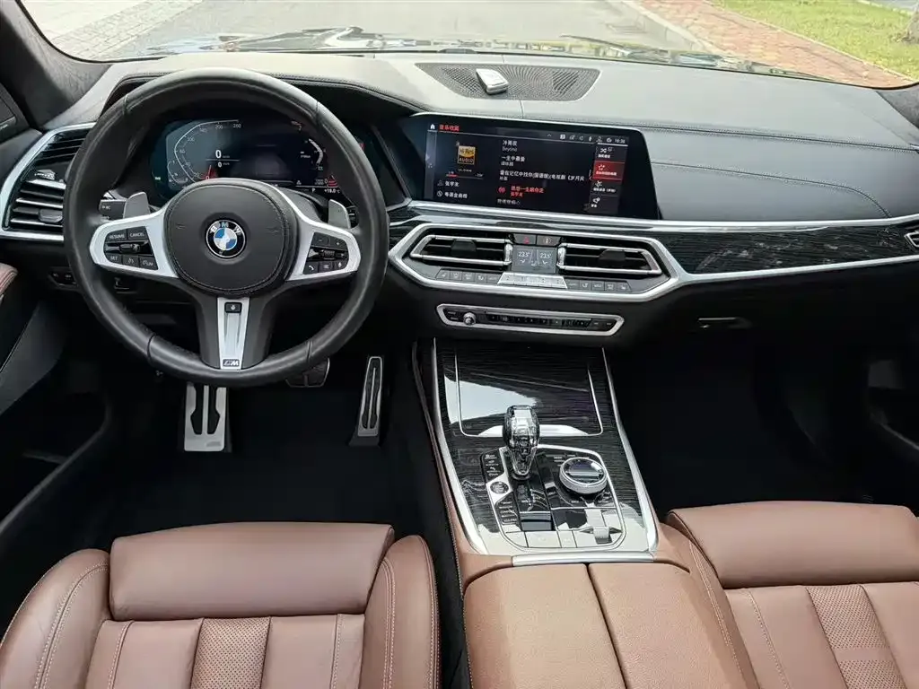 BMW X7 — фото 7