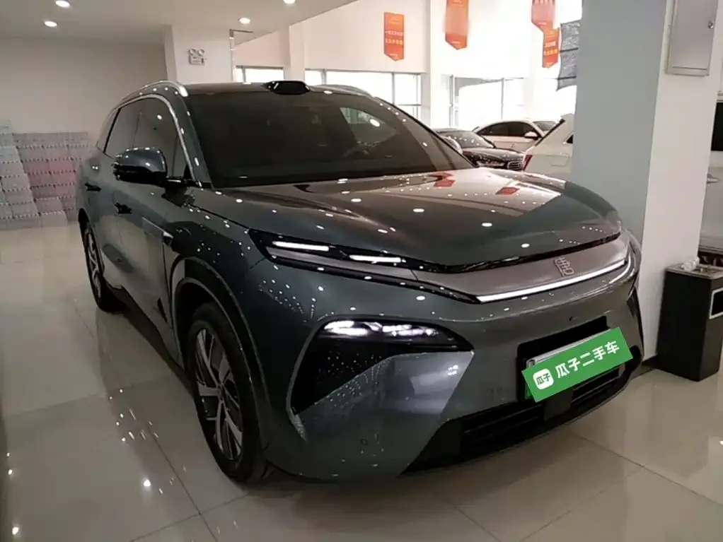 BYD Tang L — фото 2