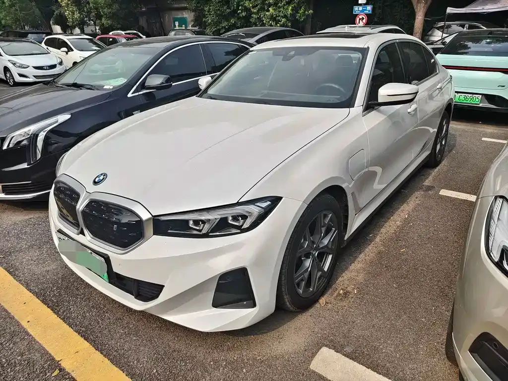 BMW i3 — фото 4