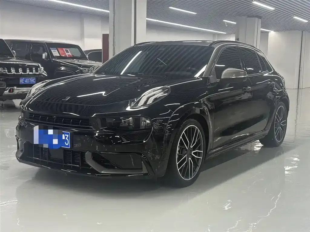 Lynk & Co 02 Hatchback