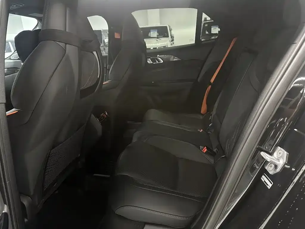 Lynk & Co 02 Hatchback 2022 из CN, фото 3