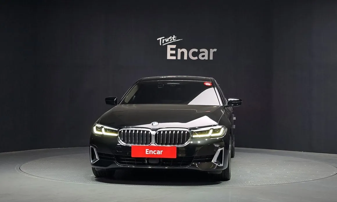 BMW 5-Series 2022 из KR, фото 10