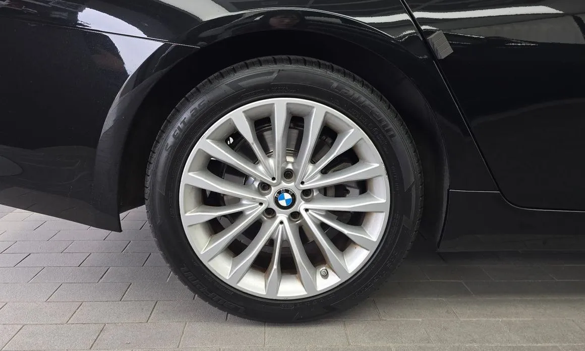 BMW 5-Series 2022 из KR, фото 9