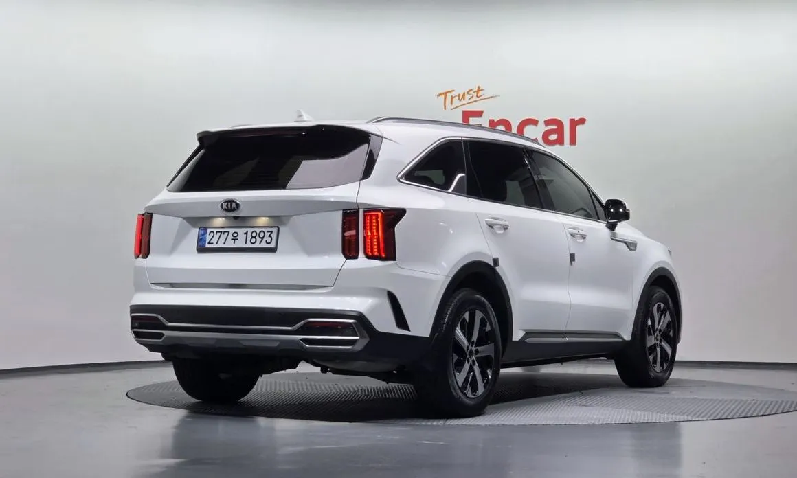 Kia Sorento — фото 4