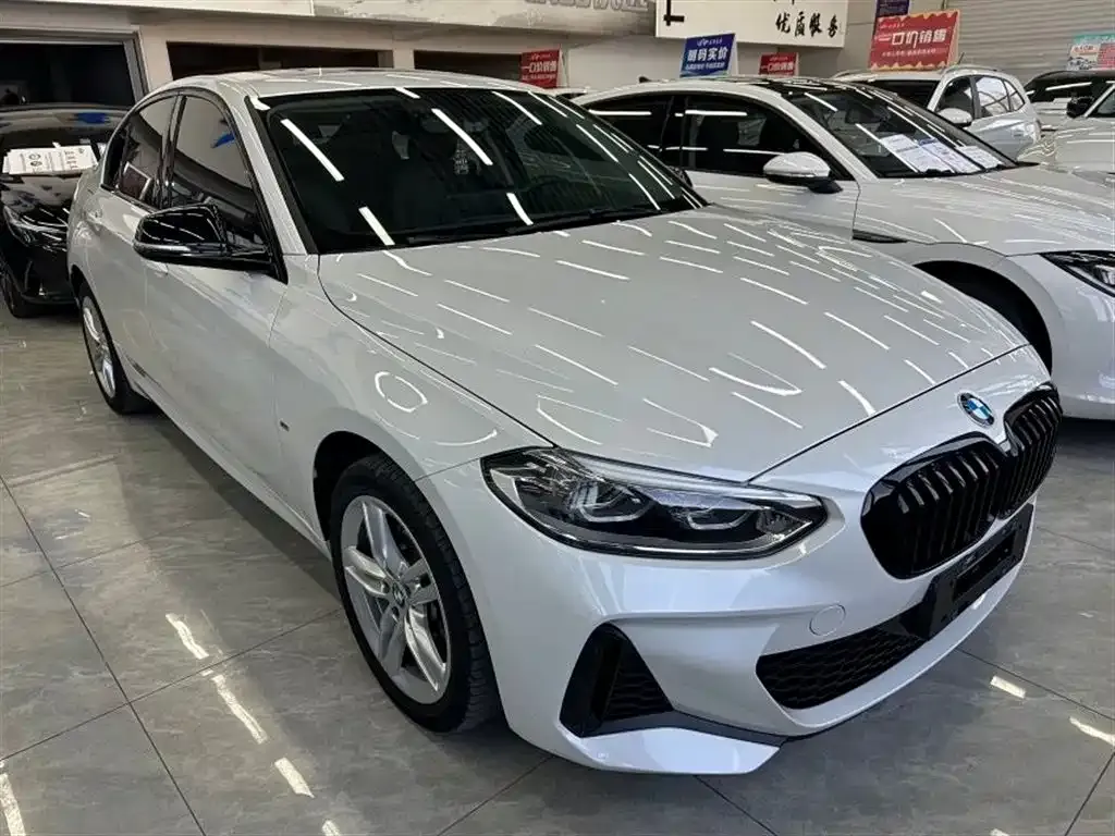 BMW 1 Series — фото 1