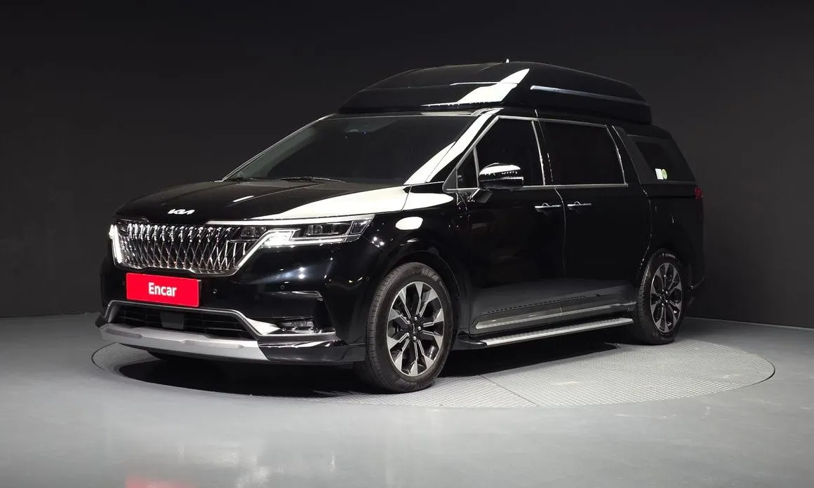 Kia Carnival — фото 1