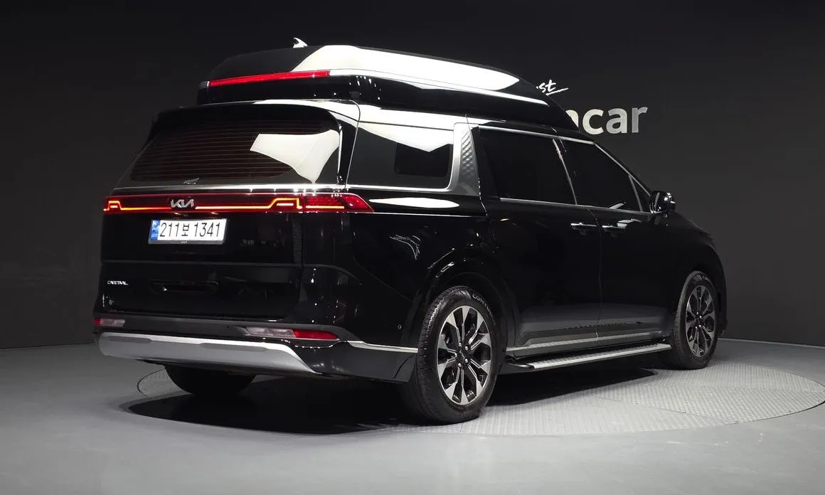 Kia Carnival — фото 5