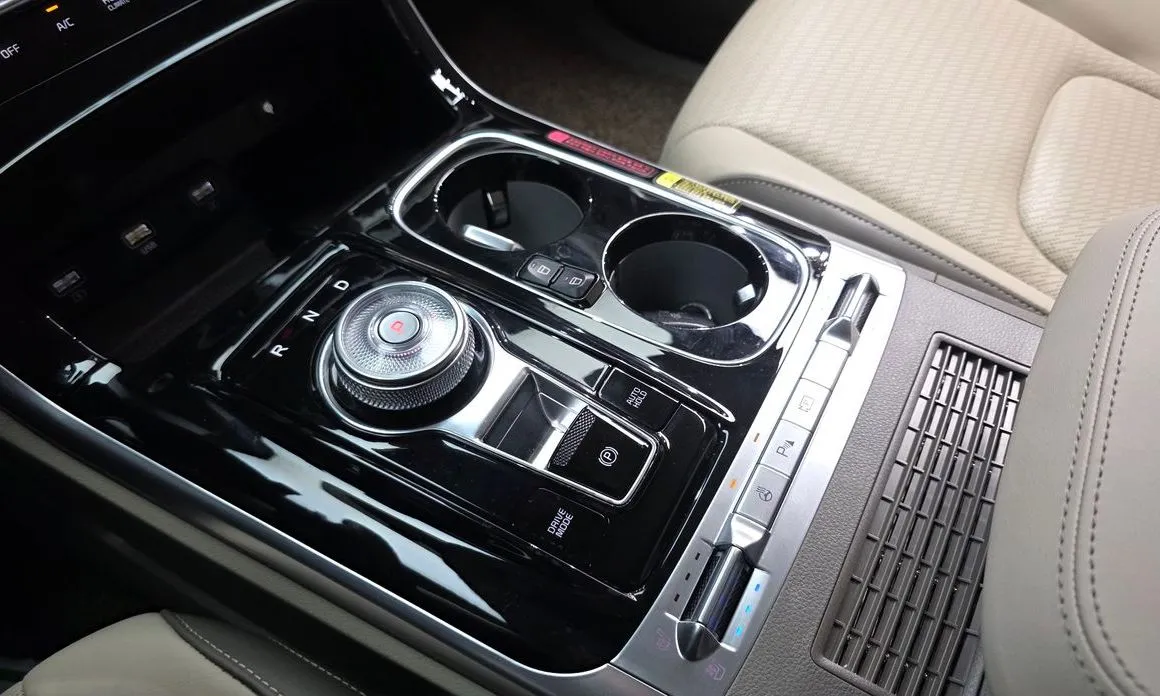 Kia Carnival — фото 2