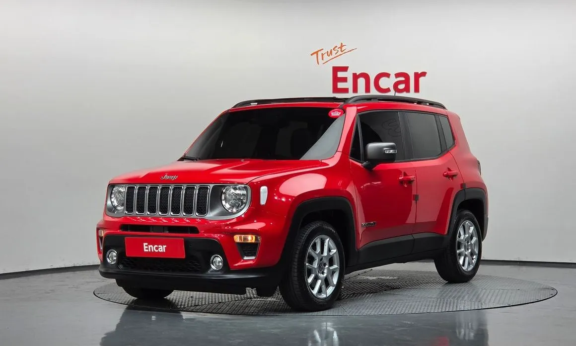 Jeep Renegade — фото 1