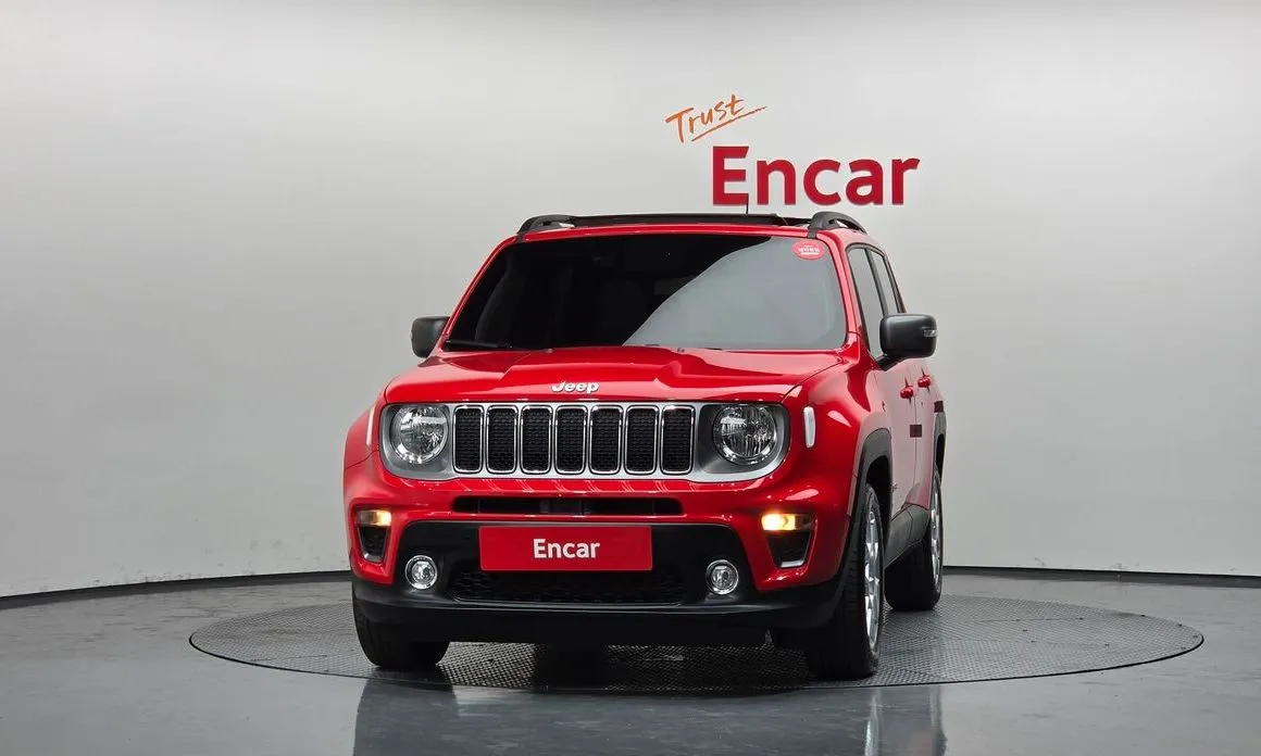 Jeep Renegade — фото 4