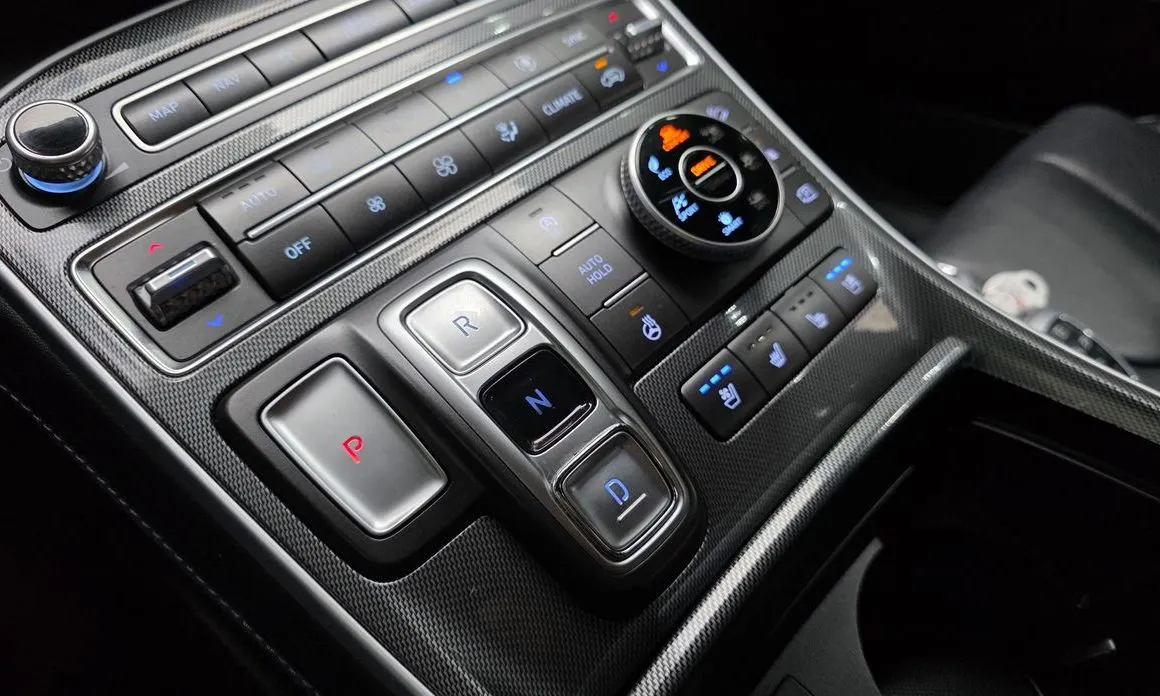 Hyundai Santafe 2021 из KR, фото 8