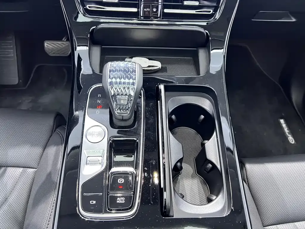 GAC Motor Trumpchi M8 — фото 10