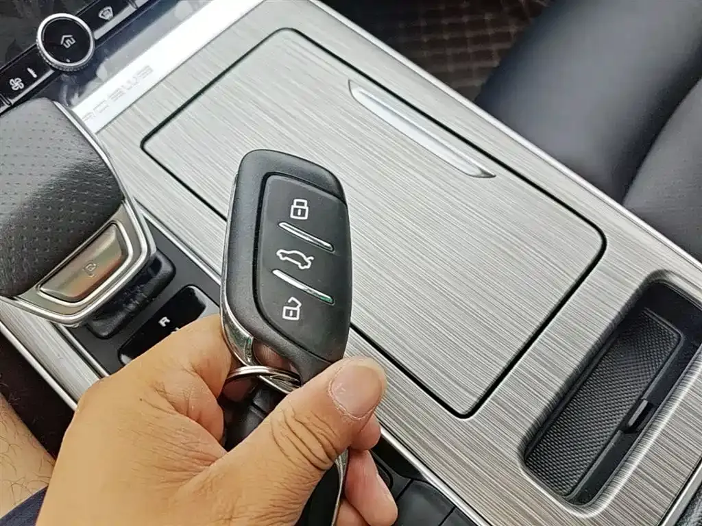 Roewe RX5 2024 из CN, фото 4
