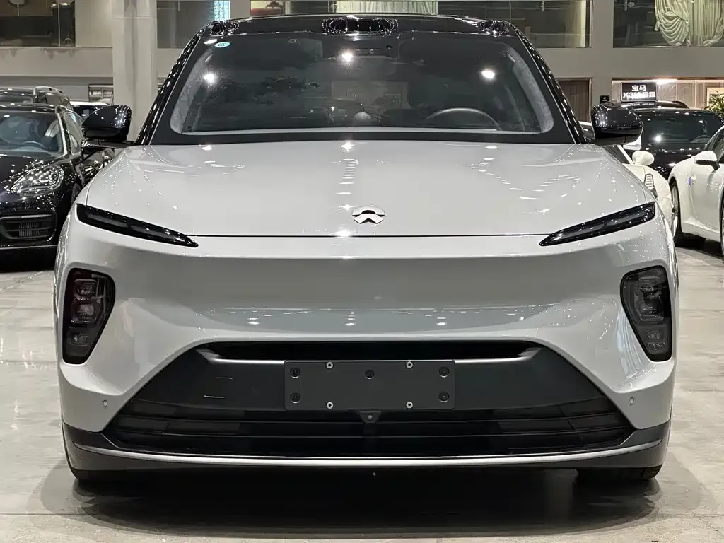 NIO ES8 — фото 3