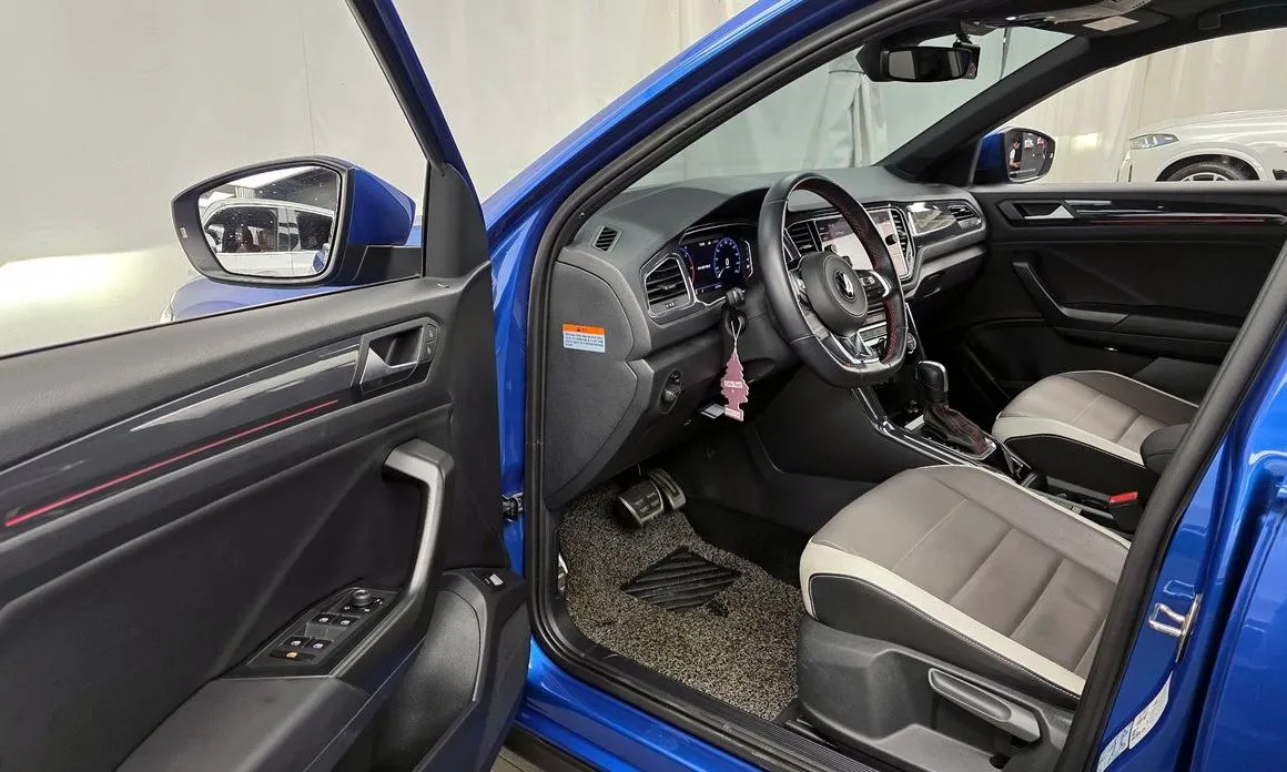 Volkswagen T-Roc 2021 из KR, фото 9