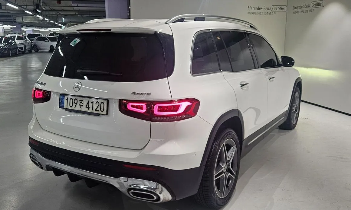 Mercedes-Benz GLB-Class — фото 6