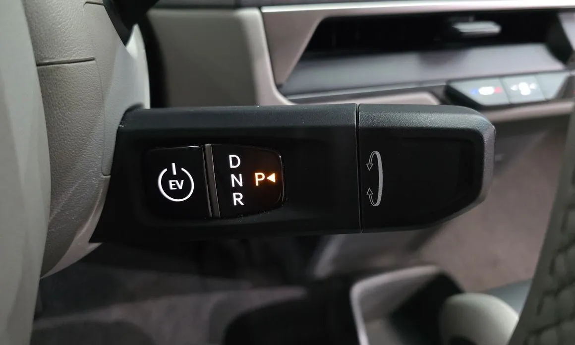 Kia EV9 2024 из KR, фото 7