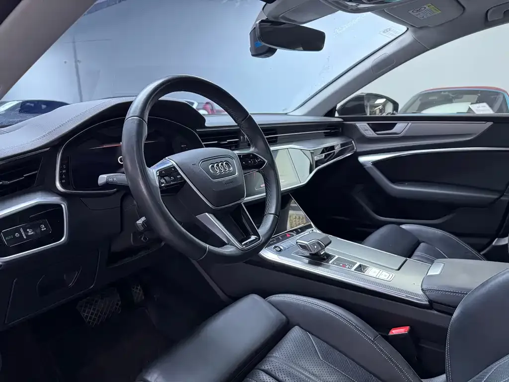 Audi A7 2024 из CN, фото 5