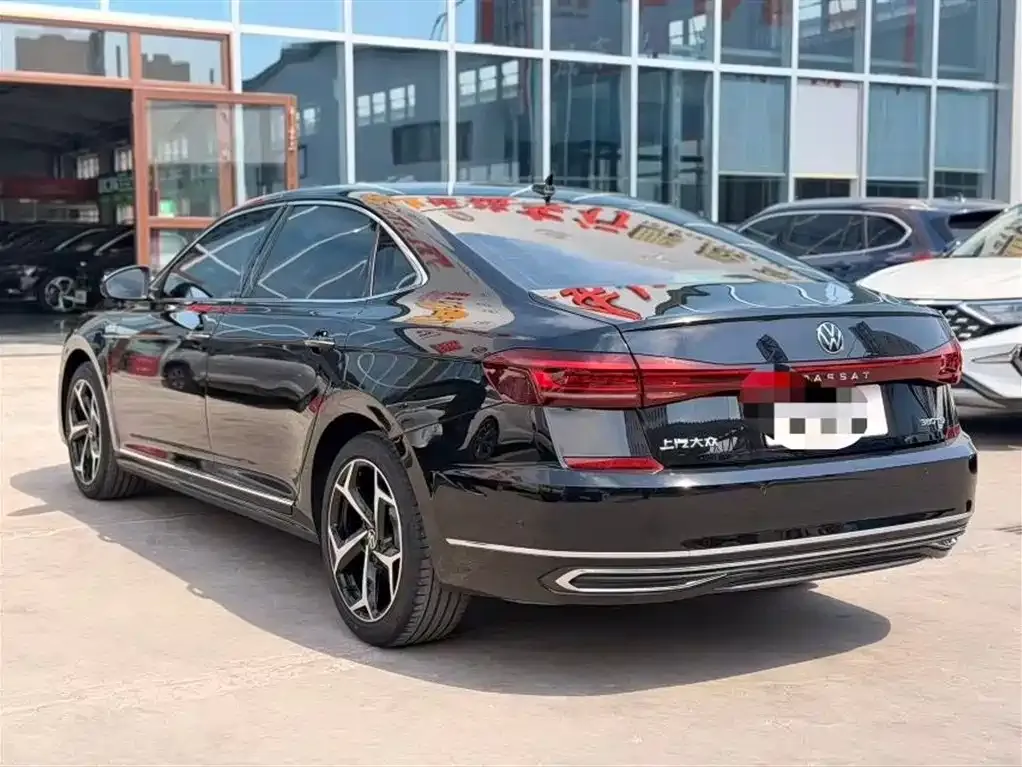 Volkswagen Passat — фото 4