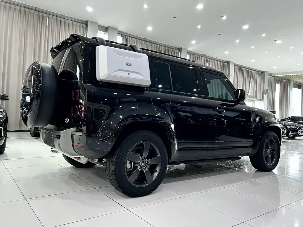 Land Rover Defender — фото 5