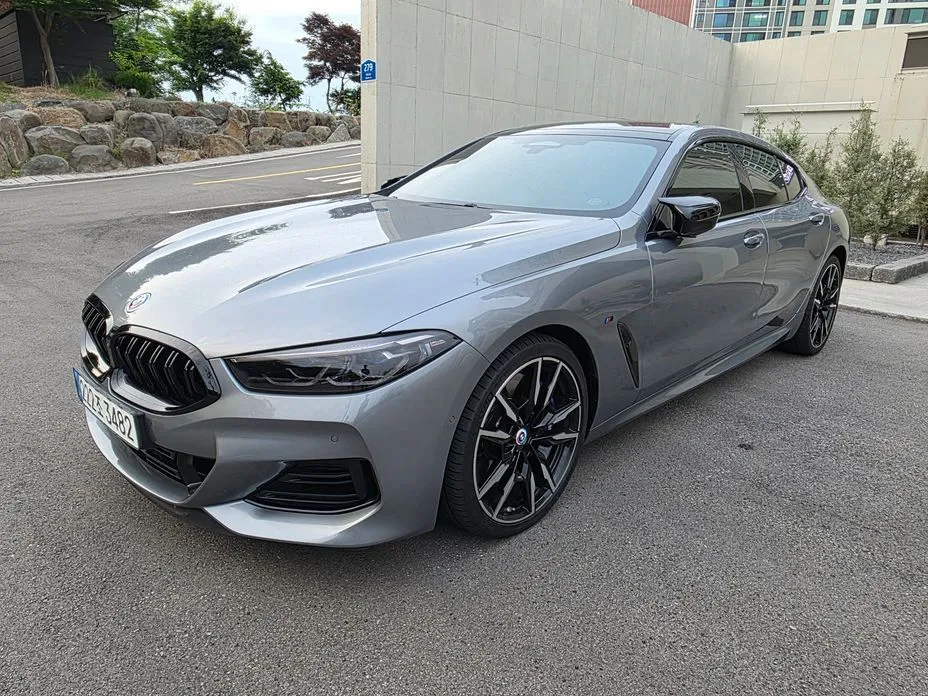 BMW 8-Series