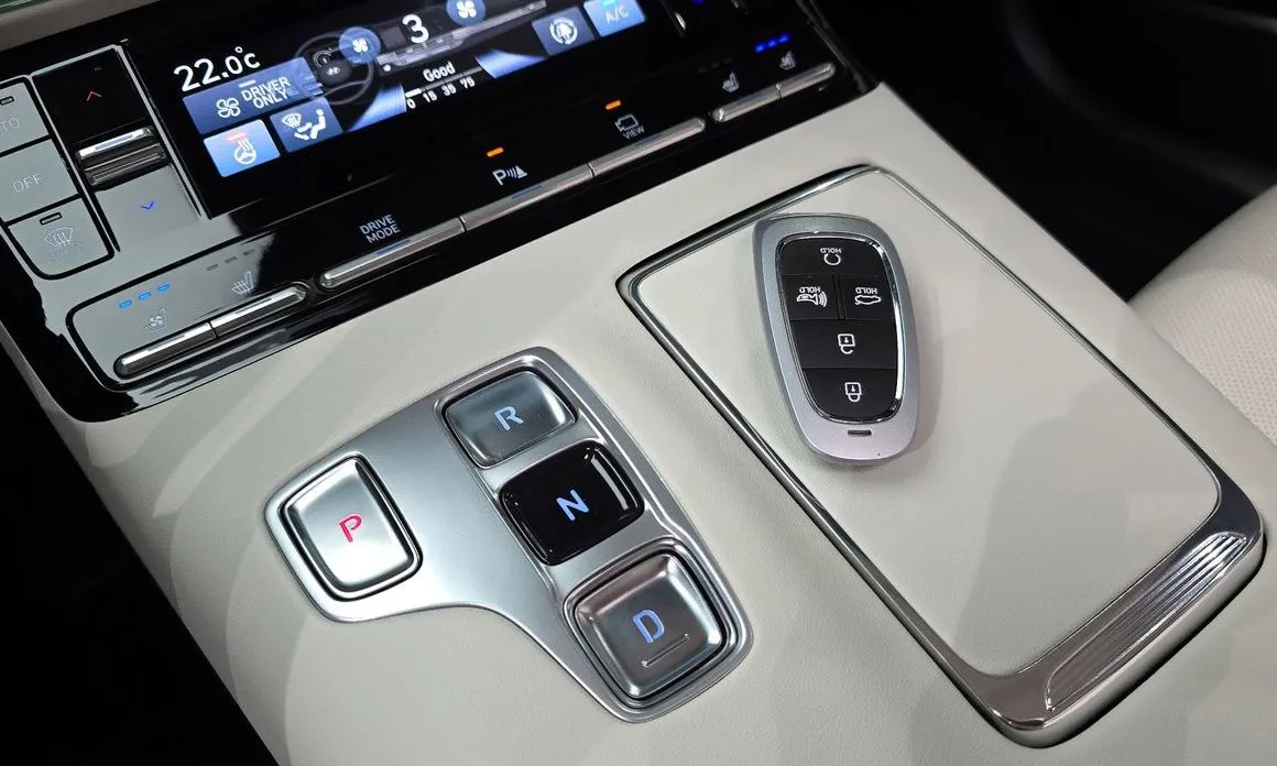 Hyundai Grandeur 2022 из KR, фото 9