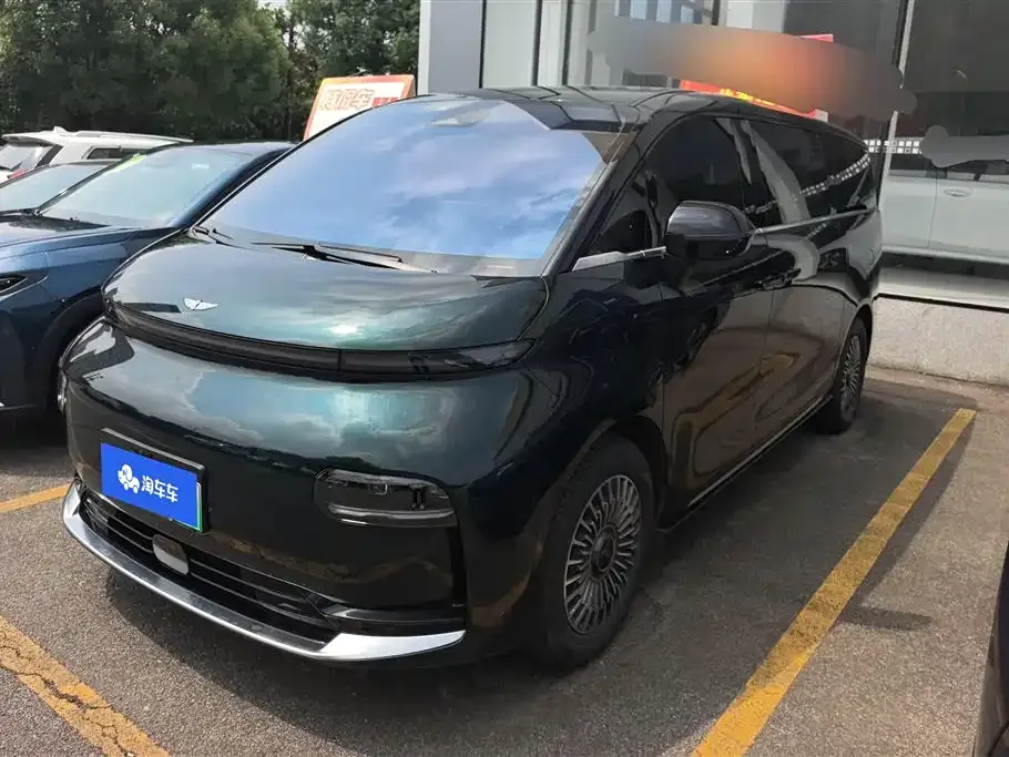 Geely Yizhen L380