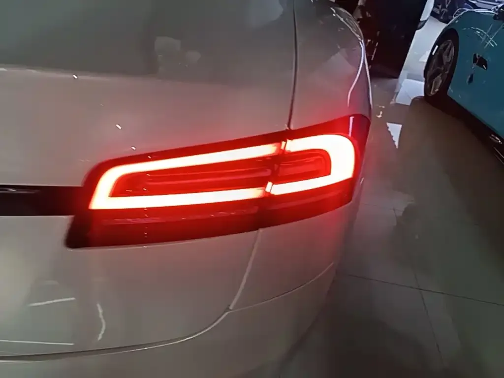 Tesla Model S 2023 из CN, фото 3