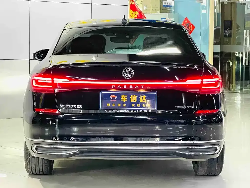 Volkswagen Passat — фото 3