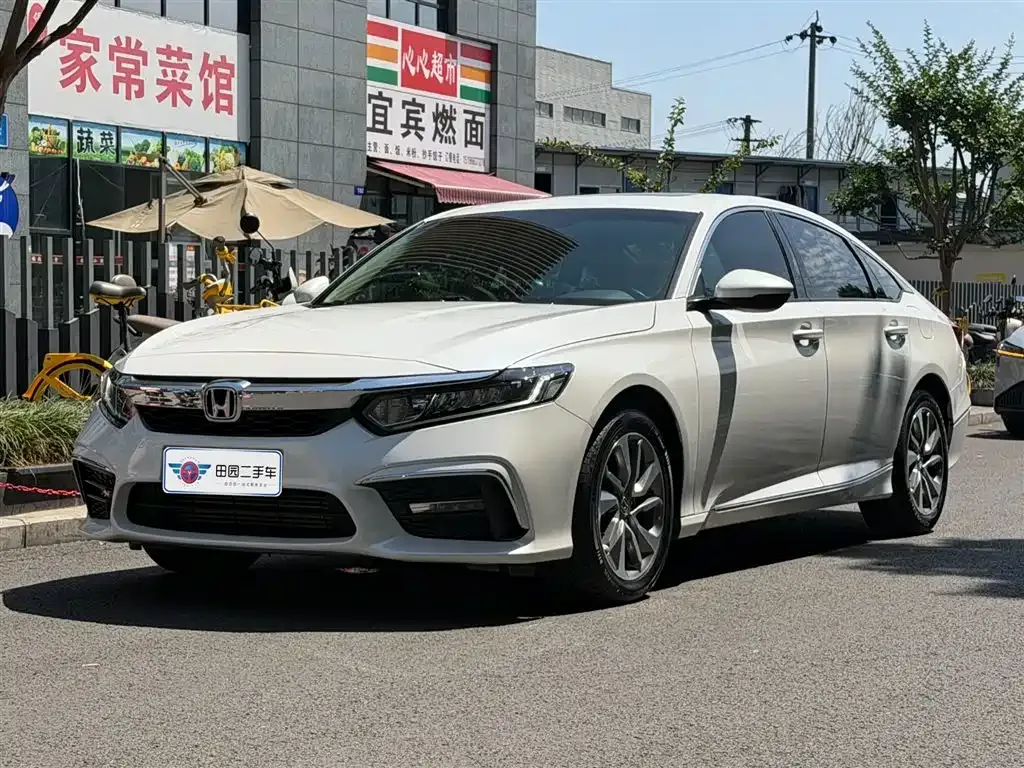 Honda Inspire — фото 1