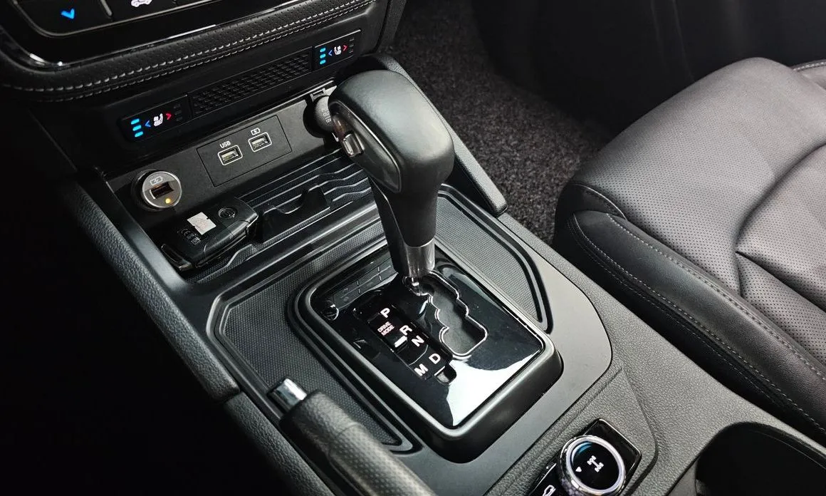 KG Mobility (Ssangyong) Rexton — фото 4
