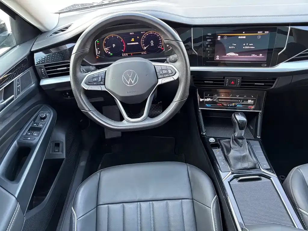 Volkswagen Passat — фото 10