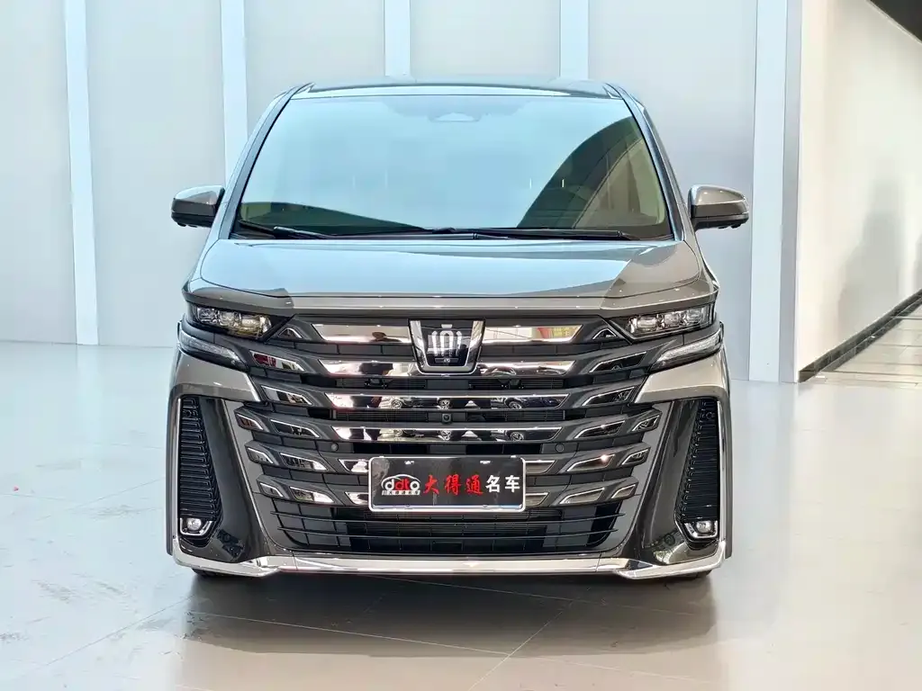 Toyota Vellfire — фото 6