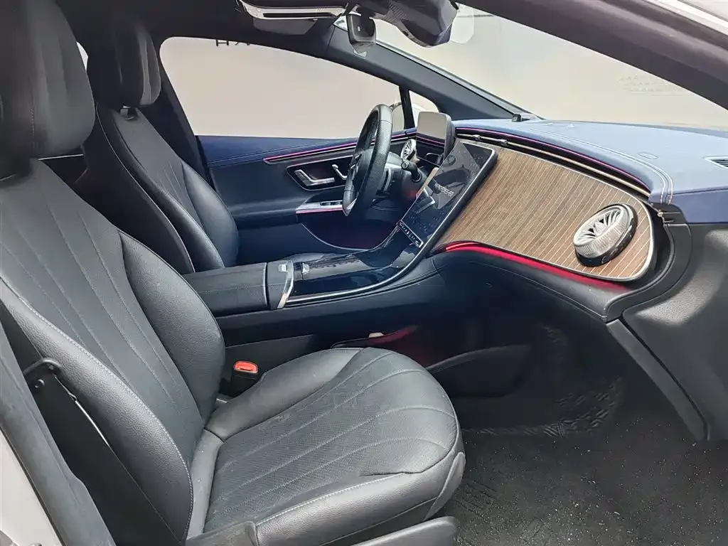 Mercedes-Benz EQE 2023 из CN, фото 7