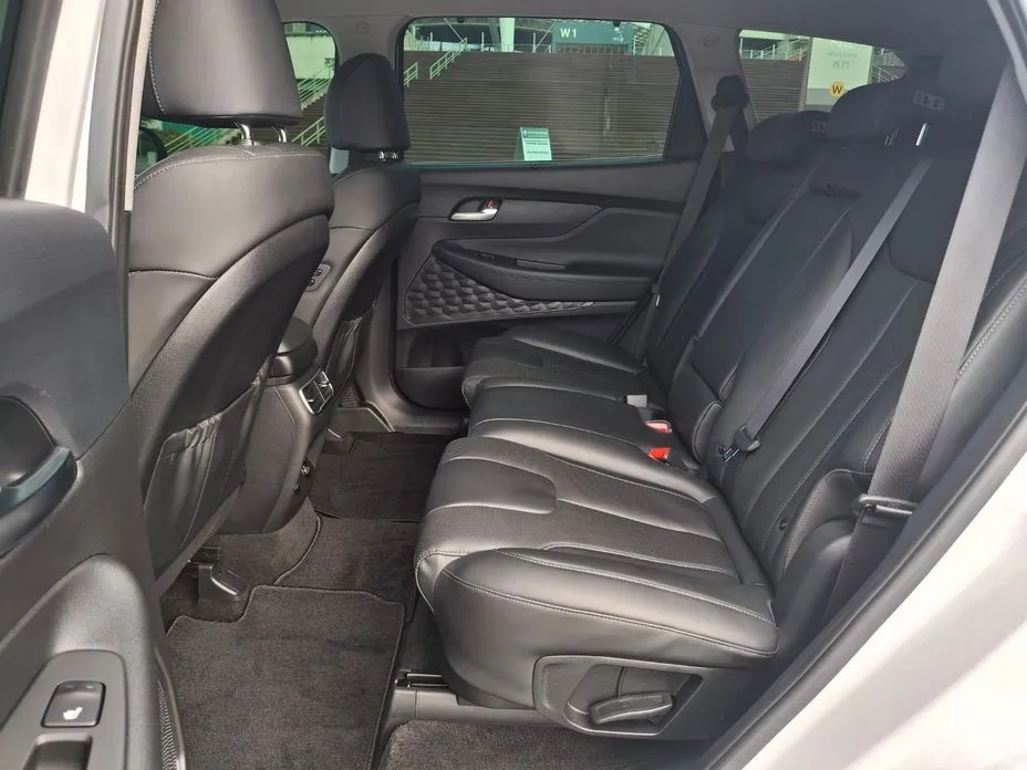 Hyundai Santafe — фото 2