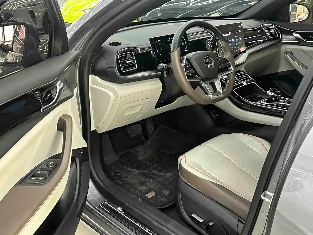 BYD Qin PLUS 2024 из CN, фото 3