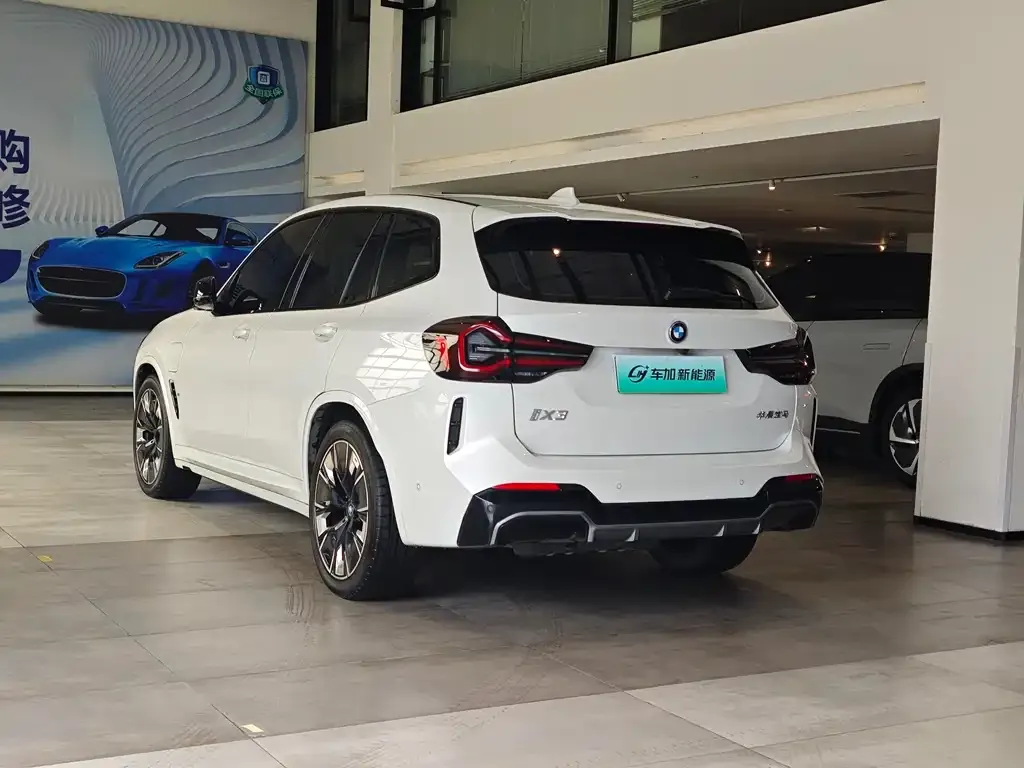 BMW iX3 2023 из CN, фото 4