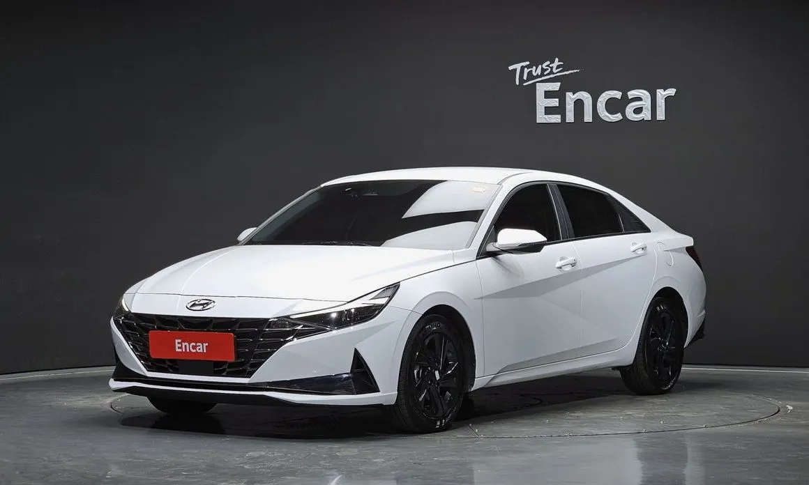 Hyundai AVANTE 2023 из KR, фото 1