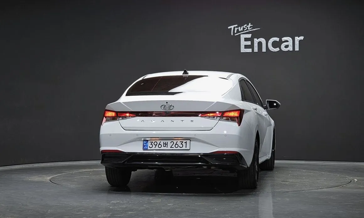 Hyundai AVANTE 2023 из KR, фото 3