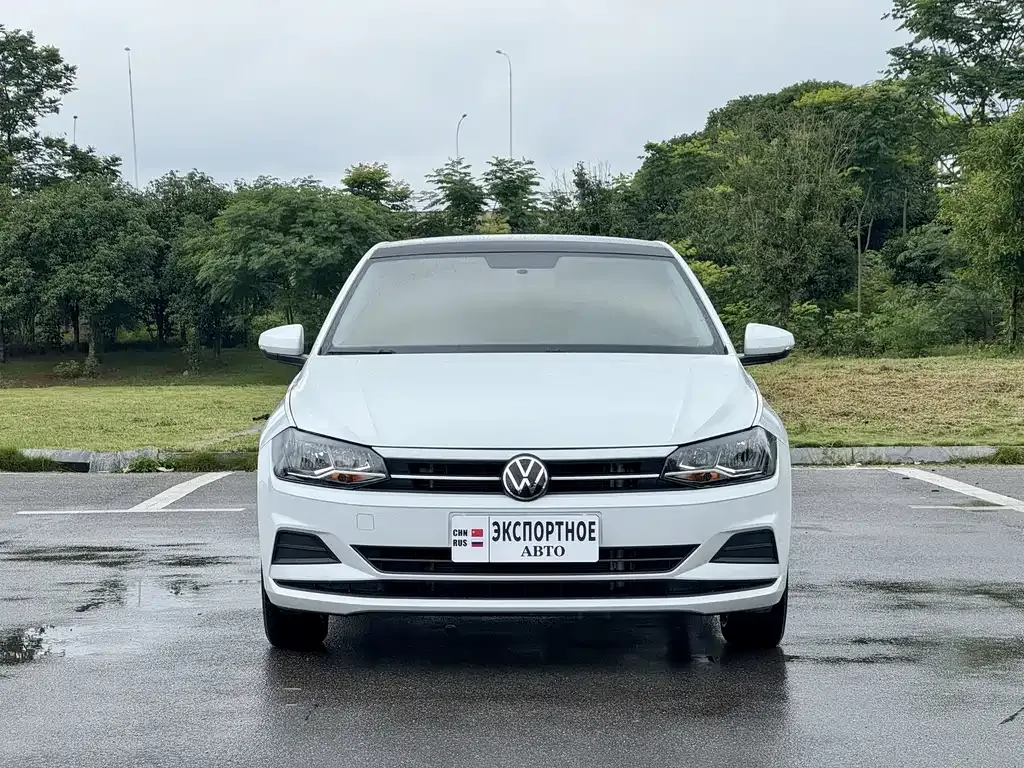 Volkswagen Polo — фото 6