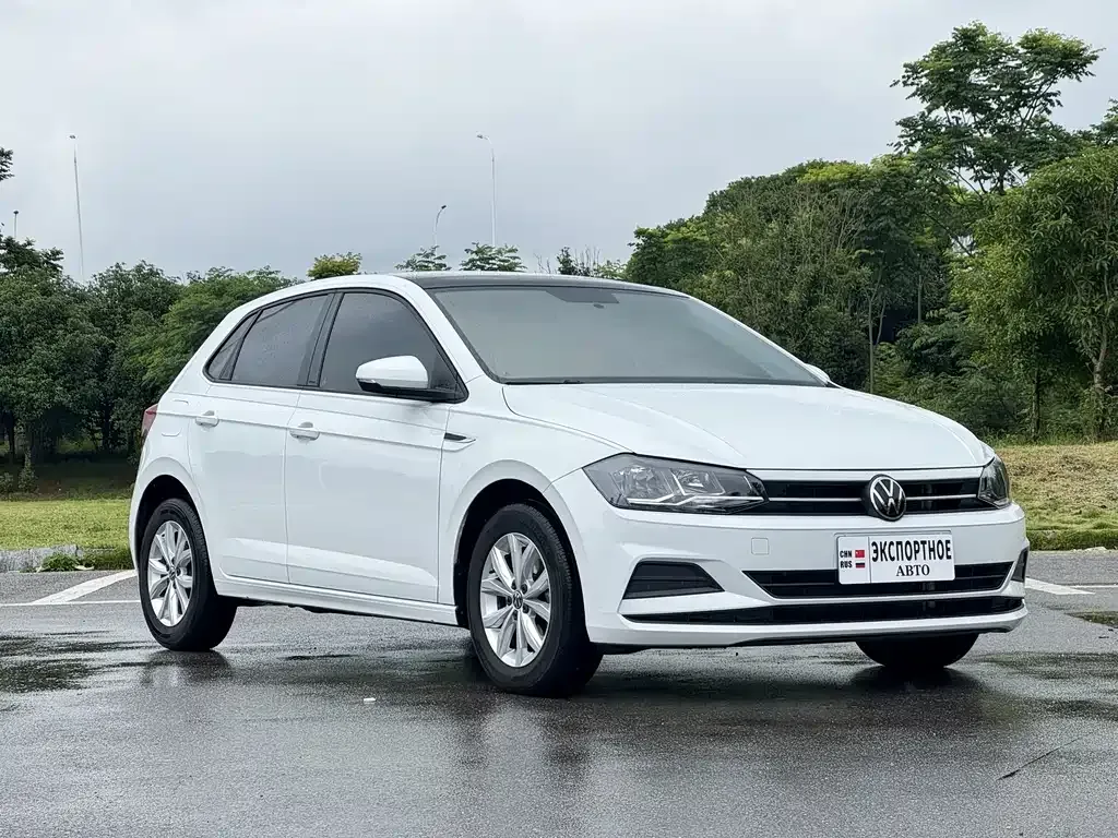 Volkswagen Polo — фото 5