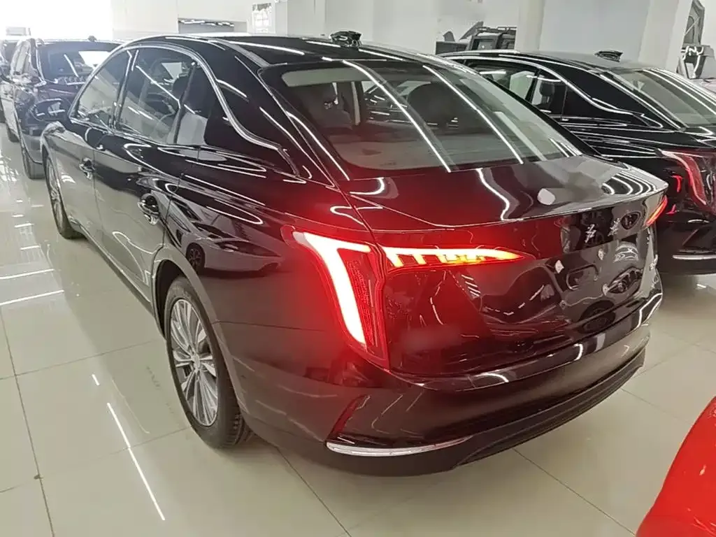 Hongqi E-QM5 — фото 10