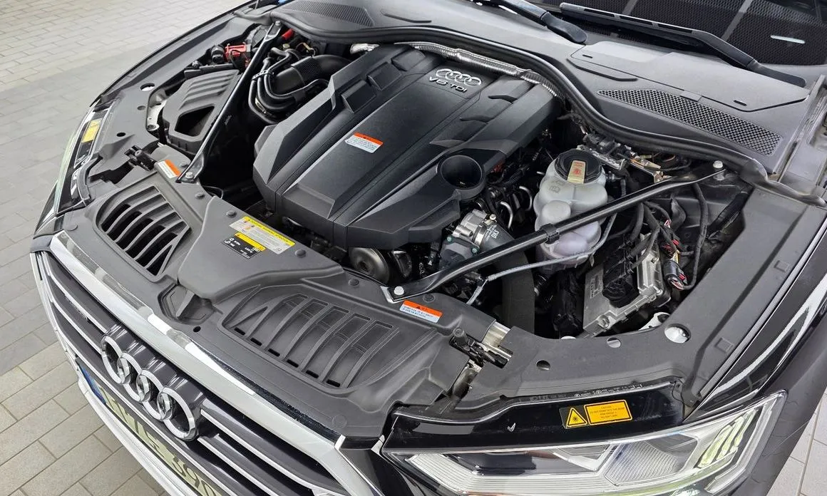 Audi A8 2021 из KR, фото 6