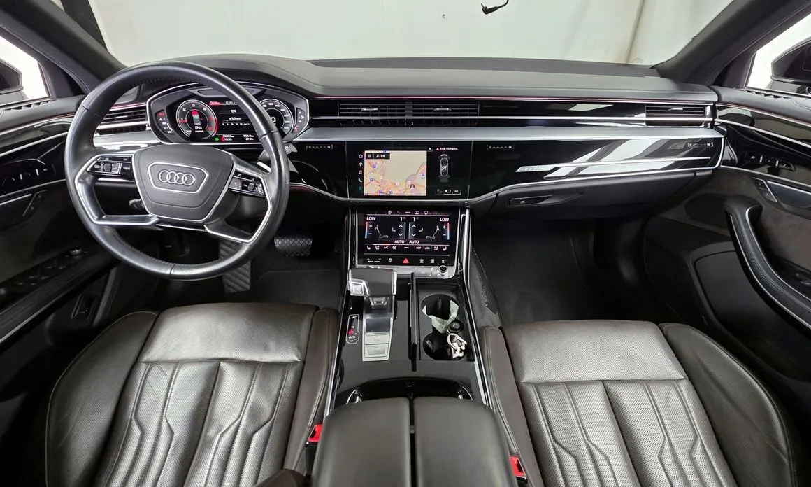Audi A8 2021 из KR, фото 8
