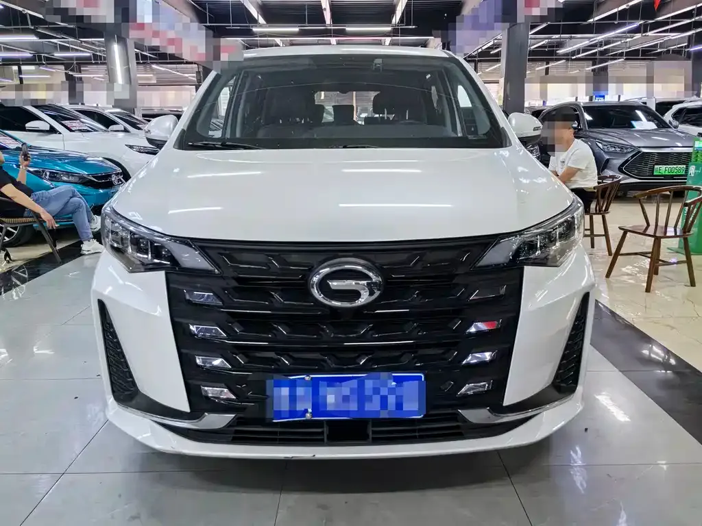 GAC Motor Trumpchi M6 — фото 9