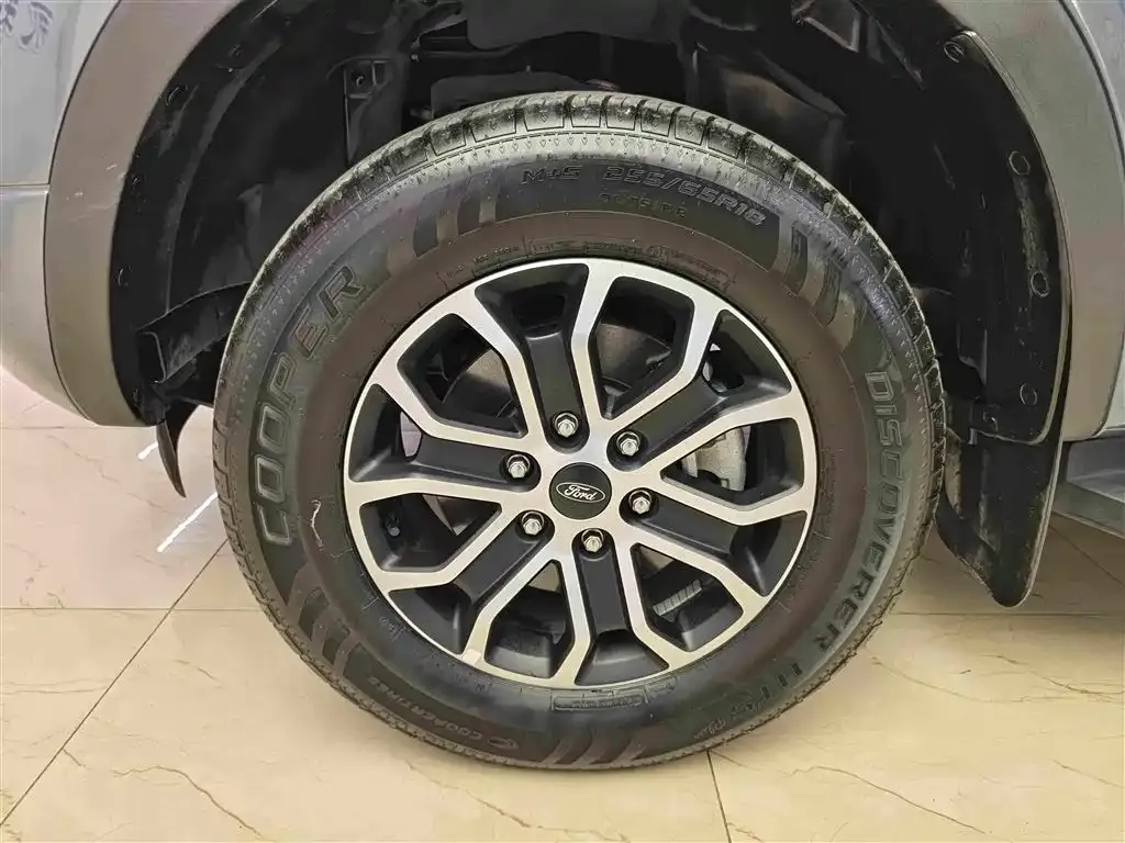 Ford Ranger 2024 из CN, фото 2